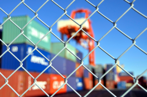 Параллельный импорт не откроет границы контрафакту
